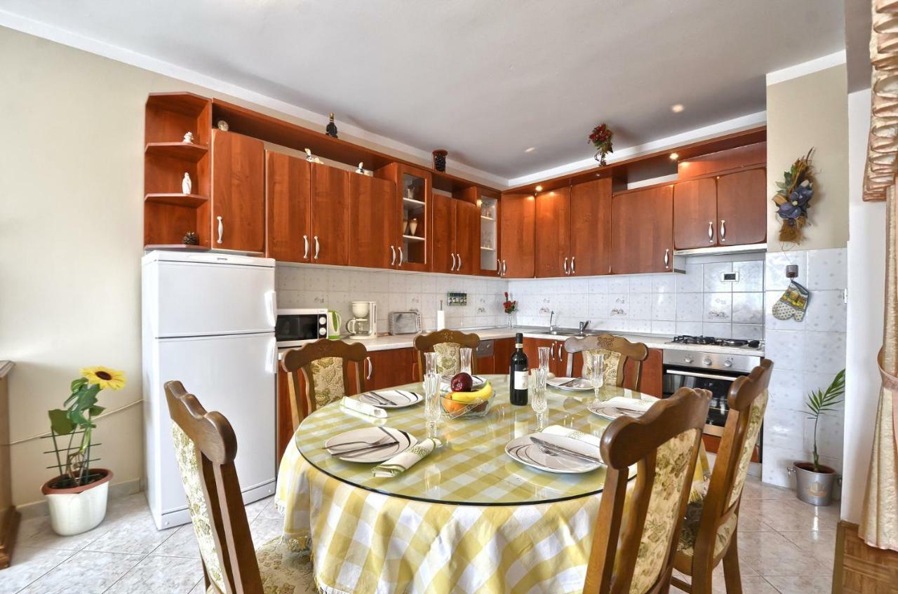 Apartment Pecirep Pula Extérieur photo
