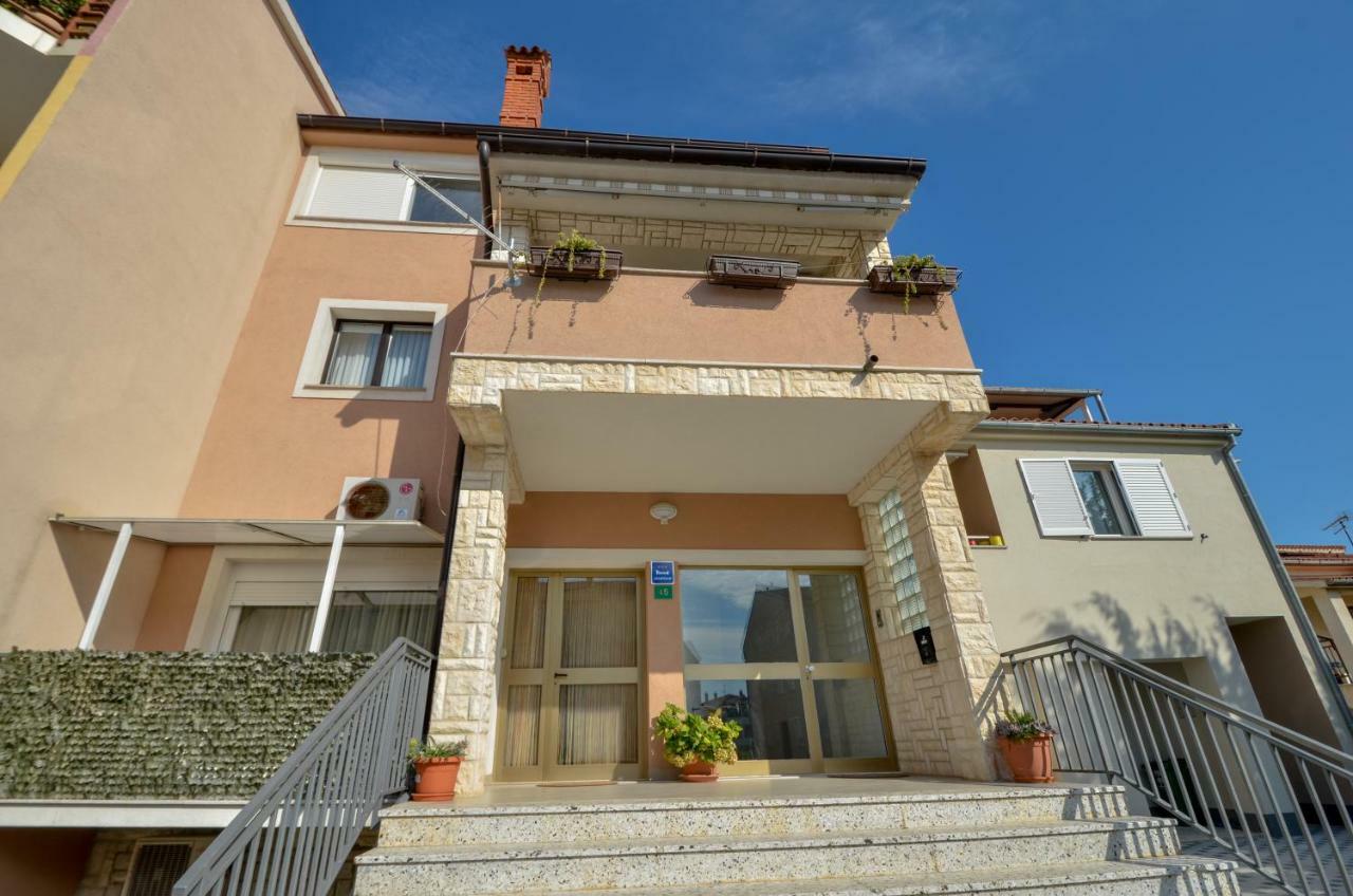 Apartment Pecirep Pula Extérieur photo